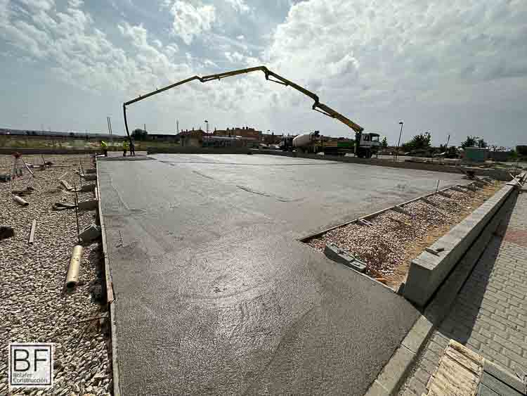 GRANDES OBRAS SOLERAS DE HORMIGÓN EDIFICACION INDUSTRIAL CONSTRUCTORA EN MADRID CONSTRUCCIONES BOLAFER PRESUPUESTO